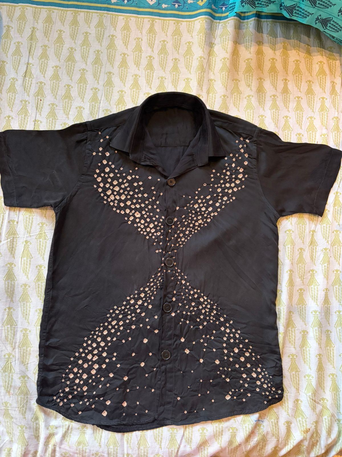 The Hourglass Shirt